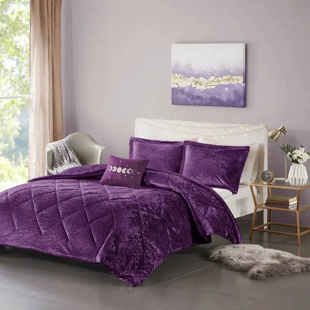 Felicia Velvet Comforter Set by Intelligent Design - Gifts for You 'n Me