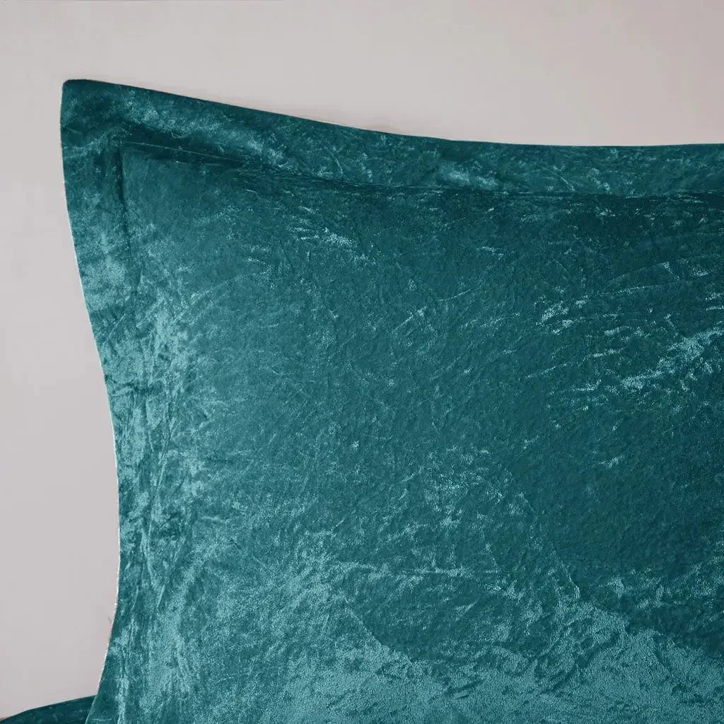 Felicia Velvet Comforter Set by Intelligent Design - Gifts for You 'n Me