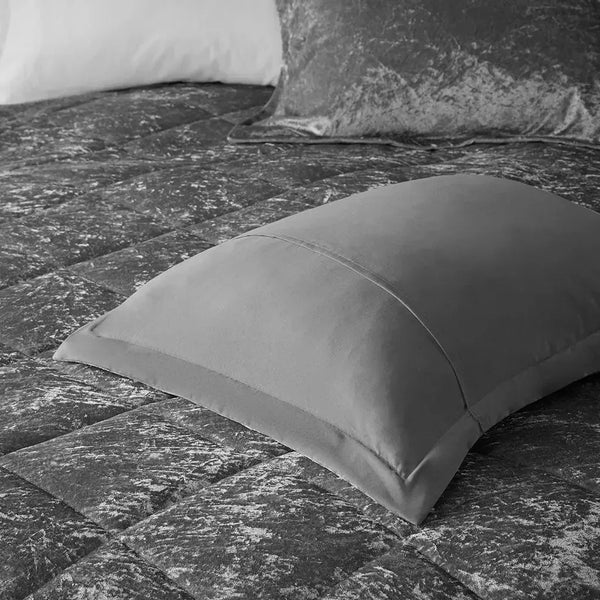 Felicia Velvet Comforter Set by Intelligent Design - Gifts for You 'n Me