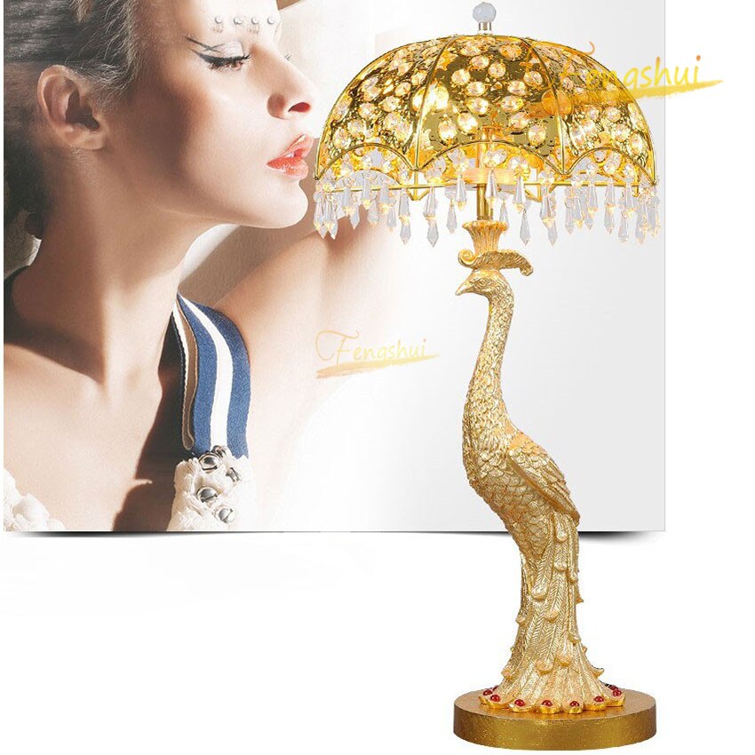Nordic Peacock LED Table Lamp Modern Golden Crystal Table Lights Luxury Home Decor Lamp Villa Study Living Room Indoor Lighting
