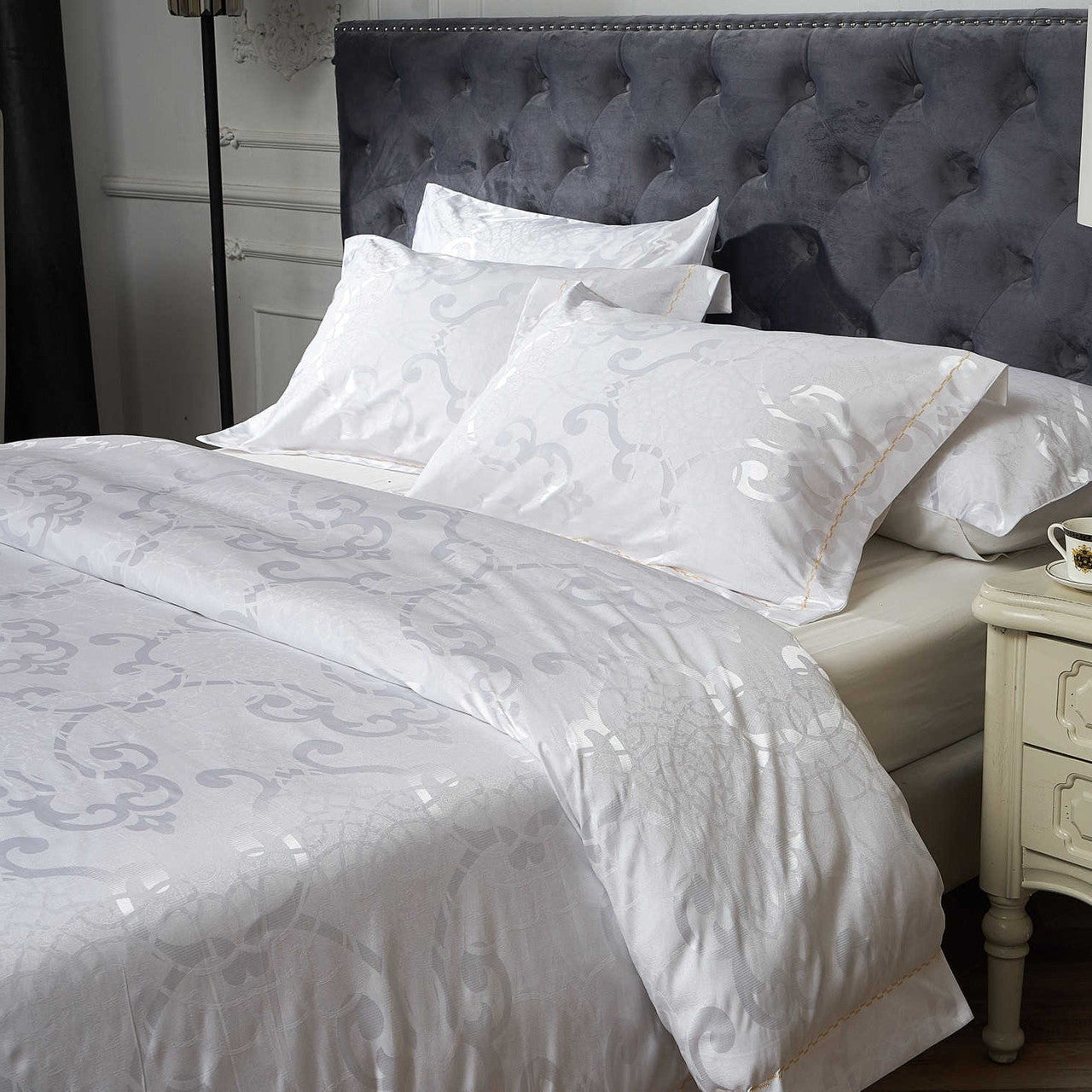 Dolce Mela 6 Pieces Luxury Jacquard Queen Duvet Cover Set -  La Rochelle