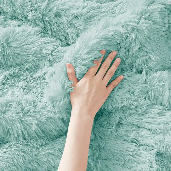 Malea Shaggy Faux Fur Comforter Mini Set by Intelligent Design - Gifts for You 'n Me