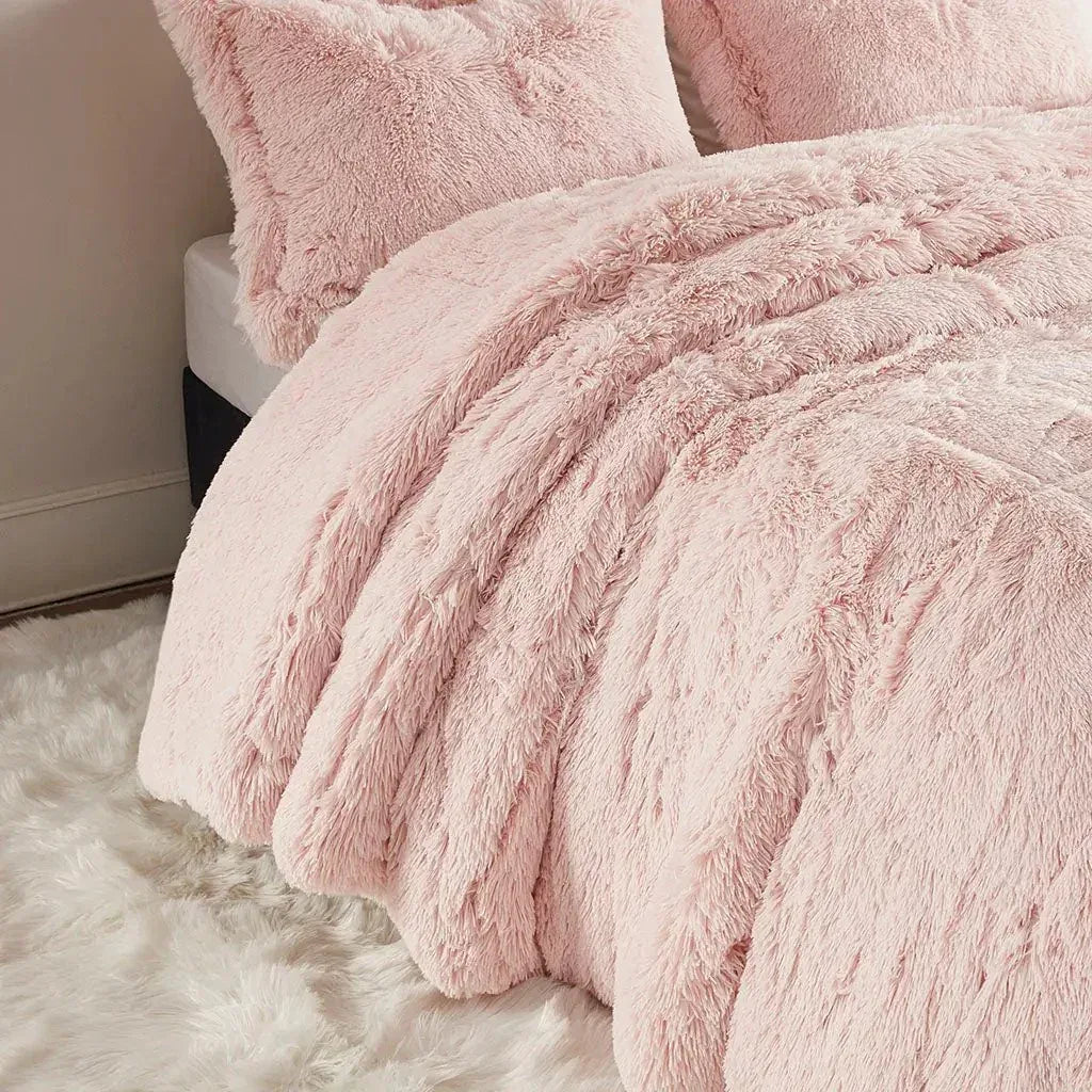 Malea Shaggy Faux Fur Comforter Mini Set by Intelligent Design - Gifts for You 'n Me