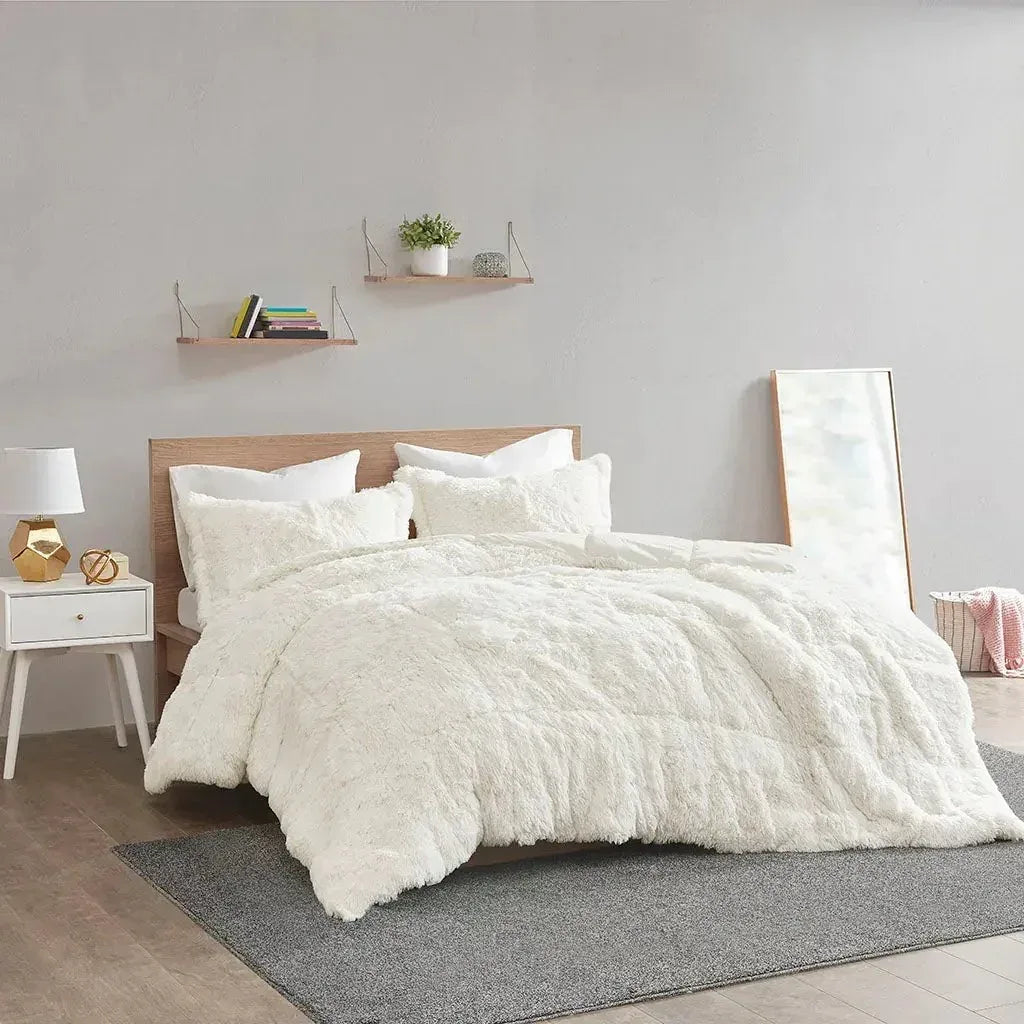 Malea Shaggy Faux Fur Comforter Mini Set by Intelligent Design - Gifts for You 'n Me