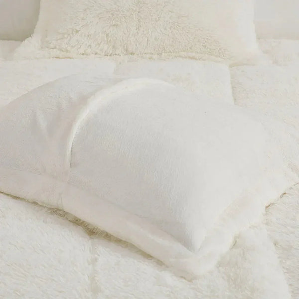 Malea Shaggy Faux Fur Comforter Mini Set by Intelligent Design - Gifts for You 'n Me