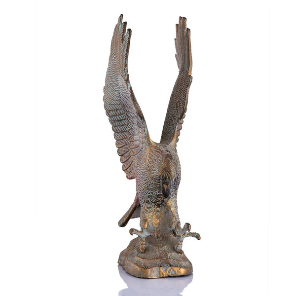 Mountaintop Eagle Sculpture - Gifts for You 'n Me