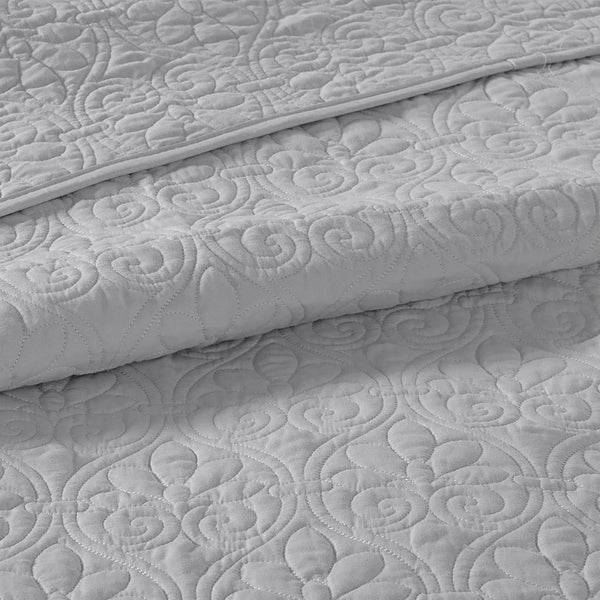 Quebec Reversible Bedspread Set by Madison park - Gifts for You 'n Me