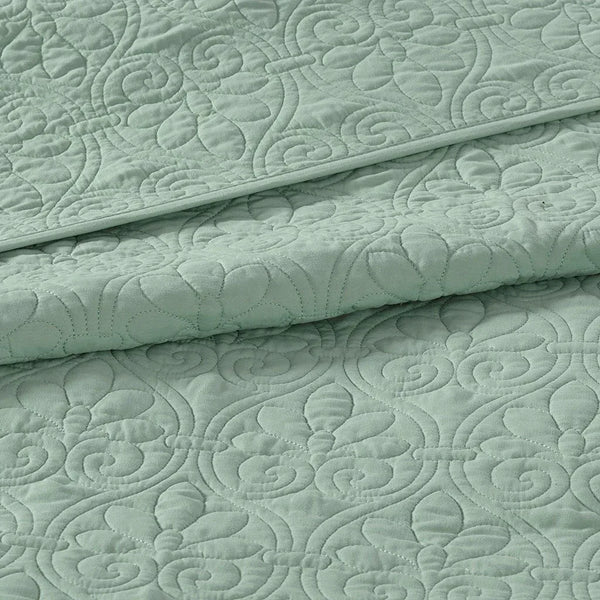 Quebec Reversible Bedspread Set by Madison park - Gifts for You 'n Me