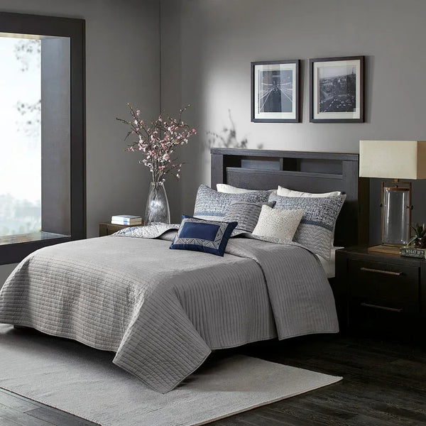 Rhapsody 6 Piece Reversible Jacquard Quilt Set with Throw Pillows in Navy - Gifts for You 'n Me