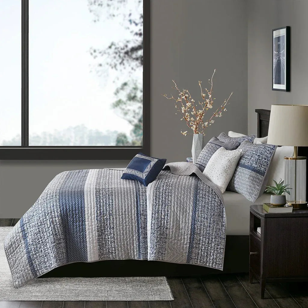 Rhapsody 6 Piece Reversible Jacquard Quilt Set with Throw Pillows in Navy - Gifts for You 'n Me