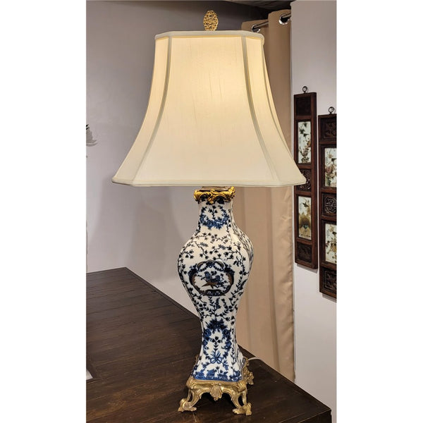 Vase Lamp With Bronze - Blue And White