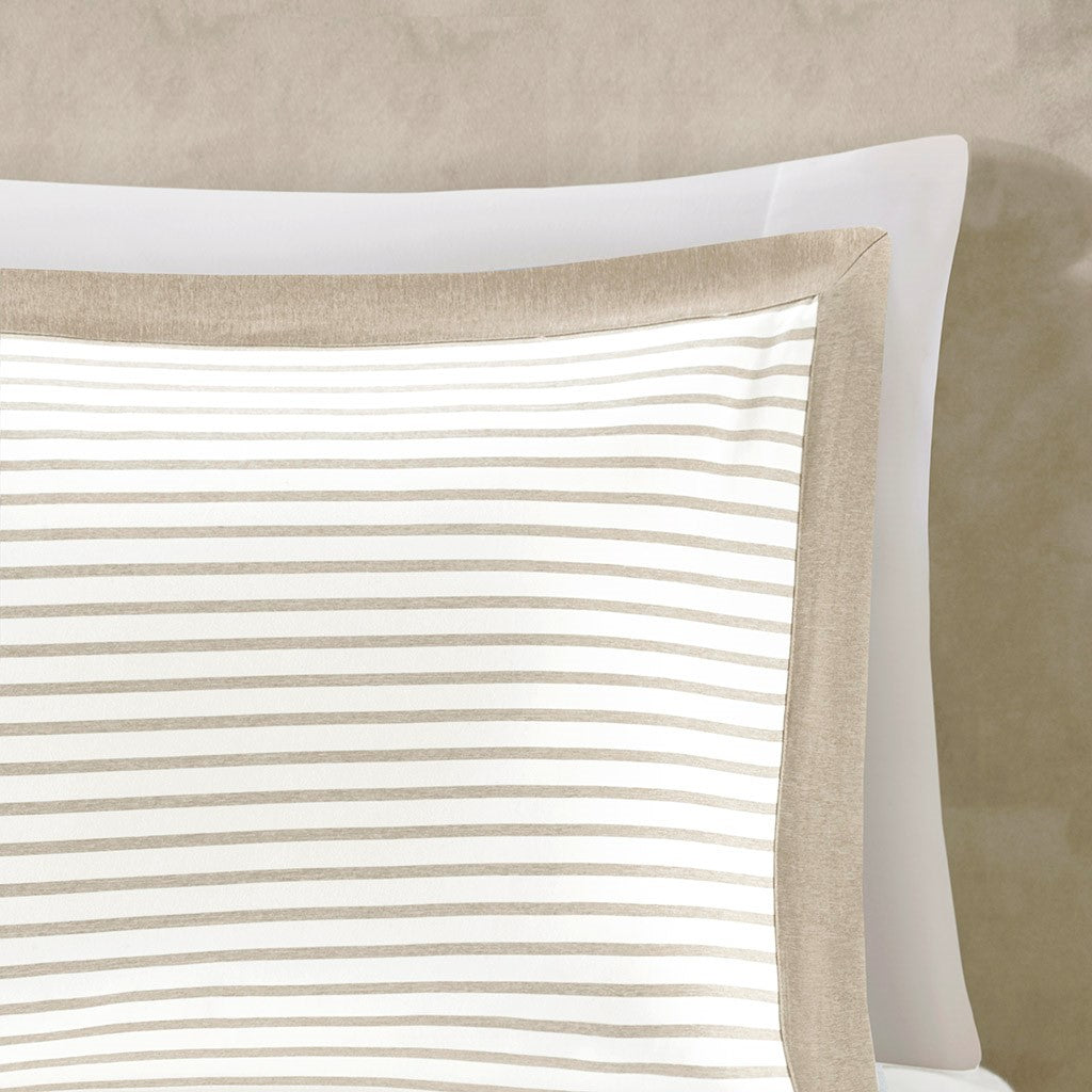 Hayden Reversible Yarn Dyed Down Alternative Comforter Set by Madison park Essentials