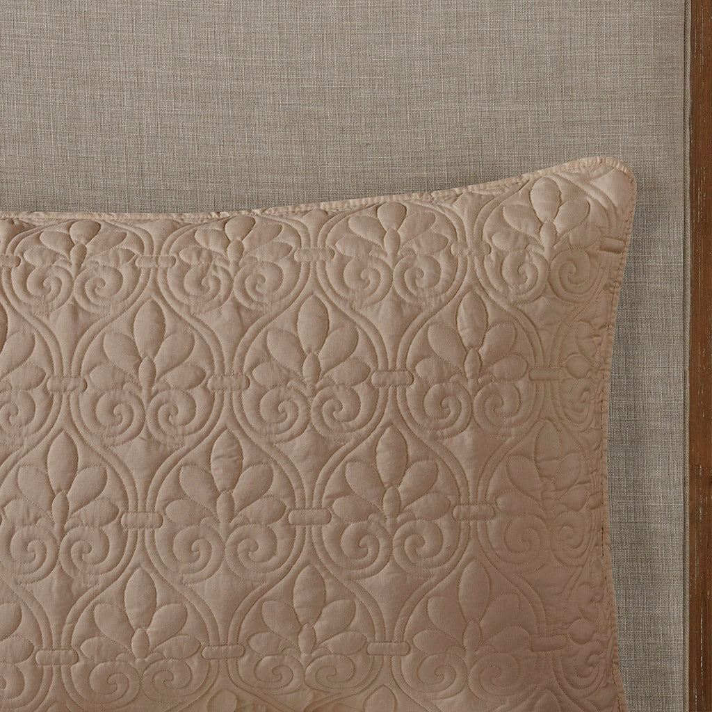 Quebec 3 Piece Fitted Bedspread Set by Madison Park