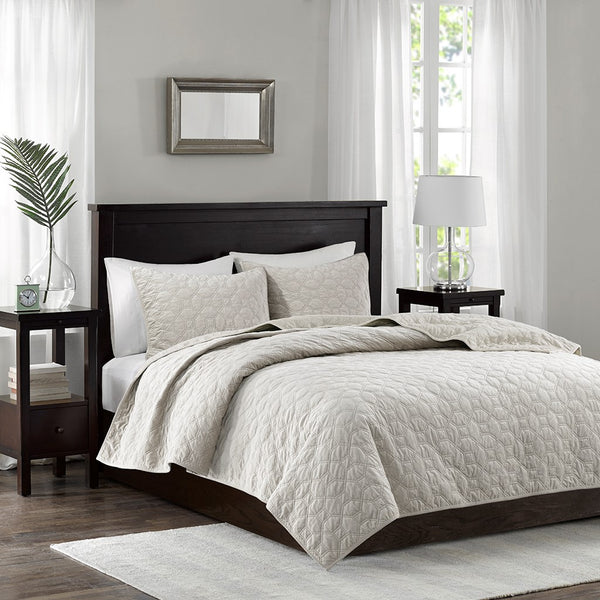 Harper Velvet 3 Piece Coverlet Set - Ivory